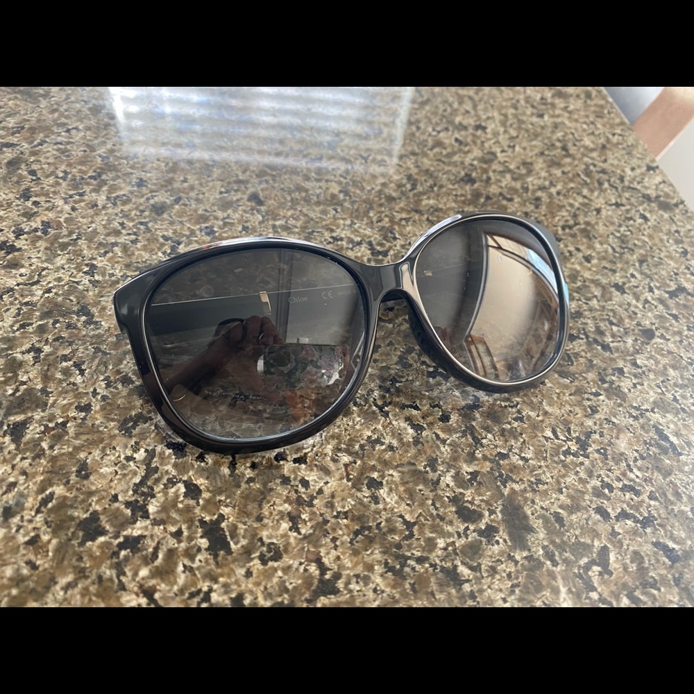 Women’s Chloe sunglasses